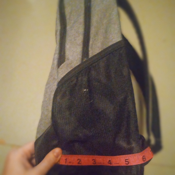 Like-new under armour backpack - Picture 7 of 9